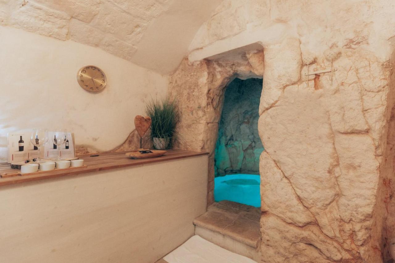 Grotta Carlotta Ostuni Exterior foto